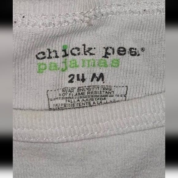 2 pairs of  boy pajamas - Picture 4 of 4